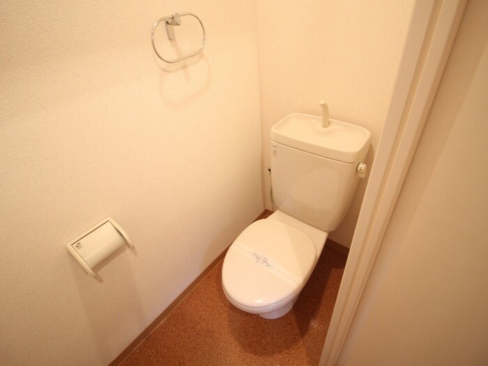 物件内観写真14　(トイレ)