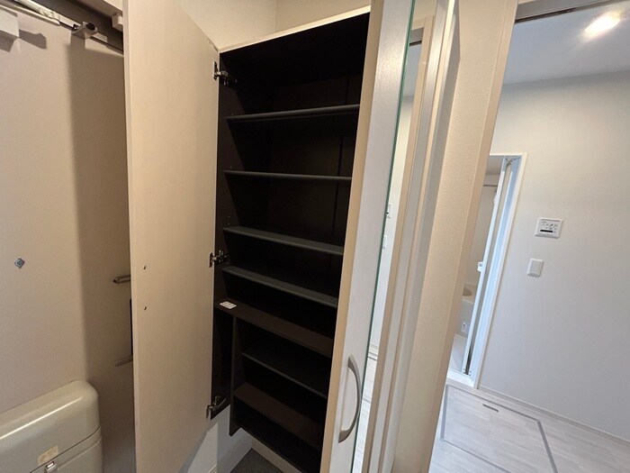 物件内観写真15　(靴箱)