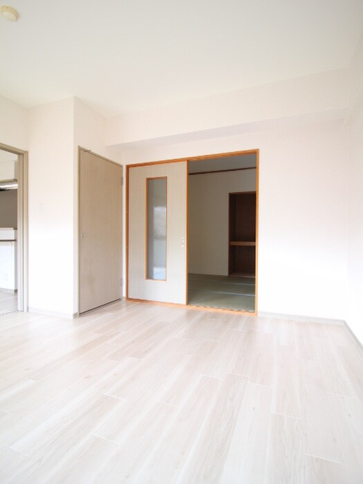 物件内観写真14　(居室)