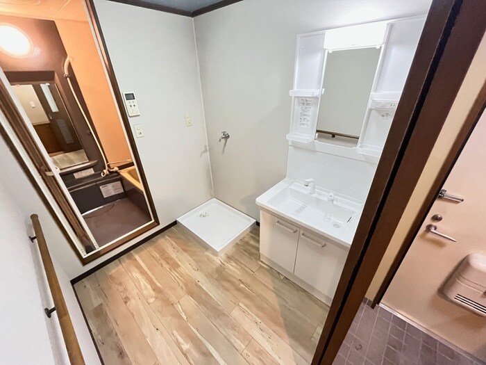 物件内観写真9　(トイレ)