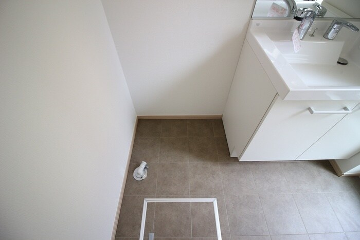 物件内観写真17　(洗濯機置場)