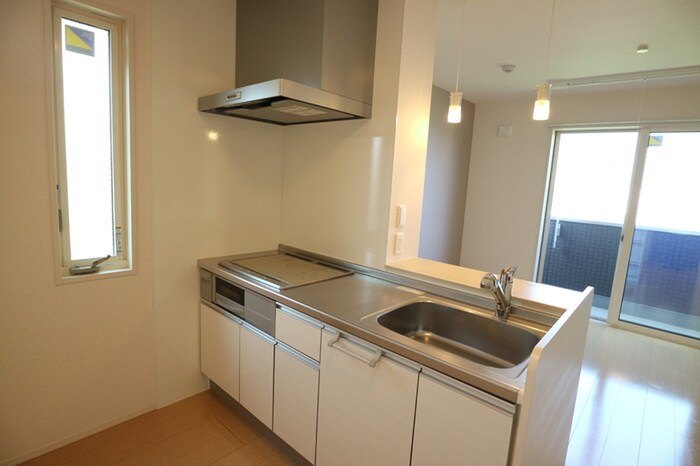 物件内観写真3　(キッチン)