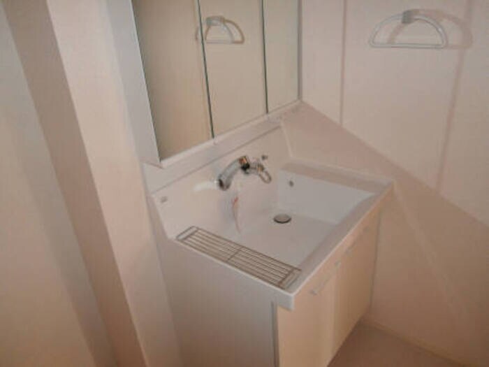 物件内観写真5　(洗面)