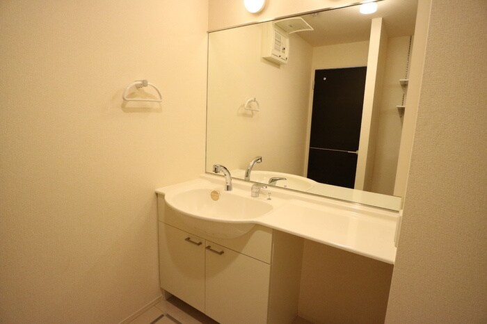 物件内観写真6　(洗面)