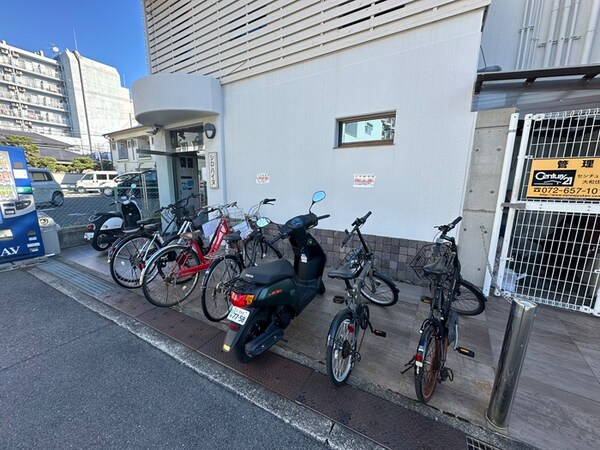 バイク置き場