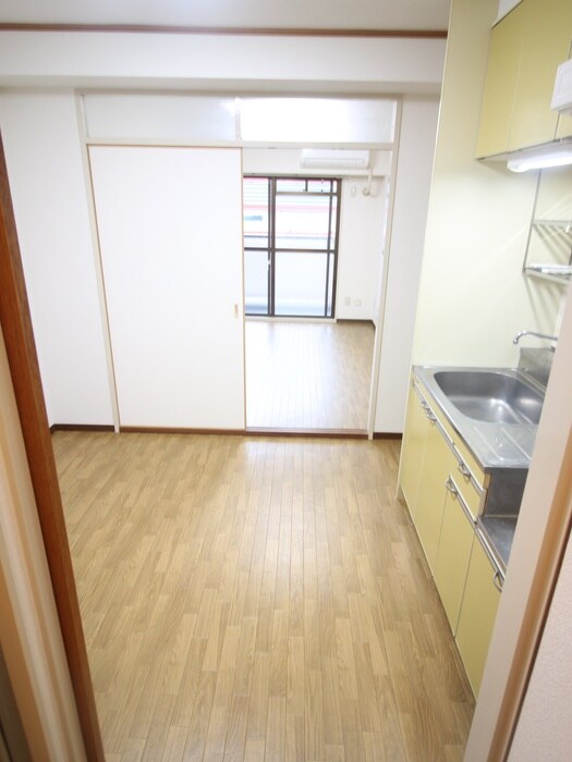 物件内観写真10　(居室)