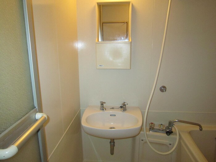 物件内観写真10　(洗面)