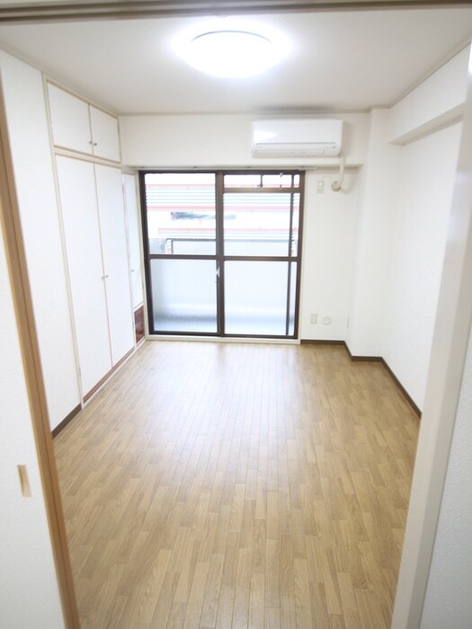 物件内観写真12　(居室)