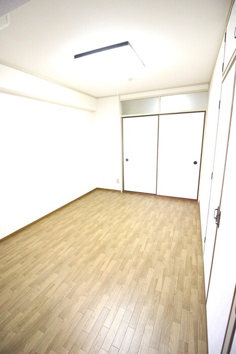 物件内観写真16　(居室)