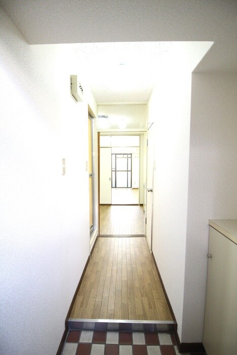 物件内観写真19　(廊下)