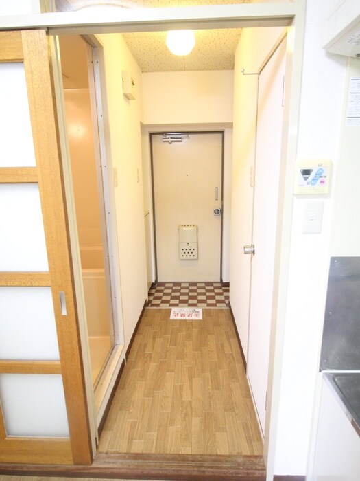 物件内観写真19　(廊下)