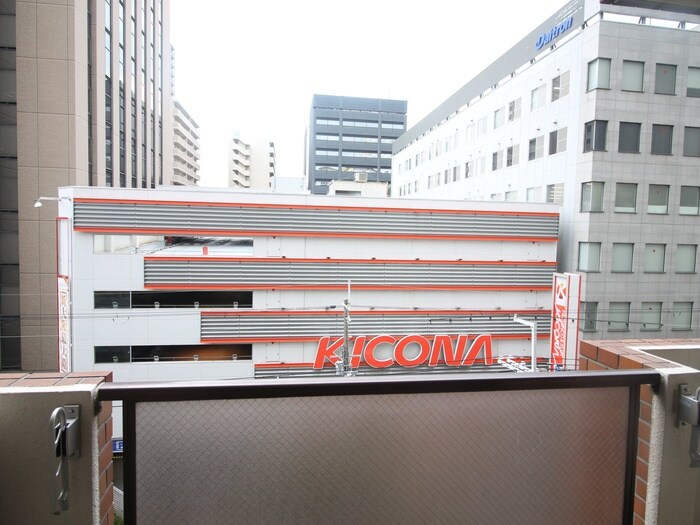 物件内観写真21　(室内からの展望)