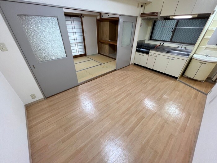 物件内観写真19　(居室)