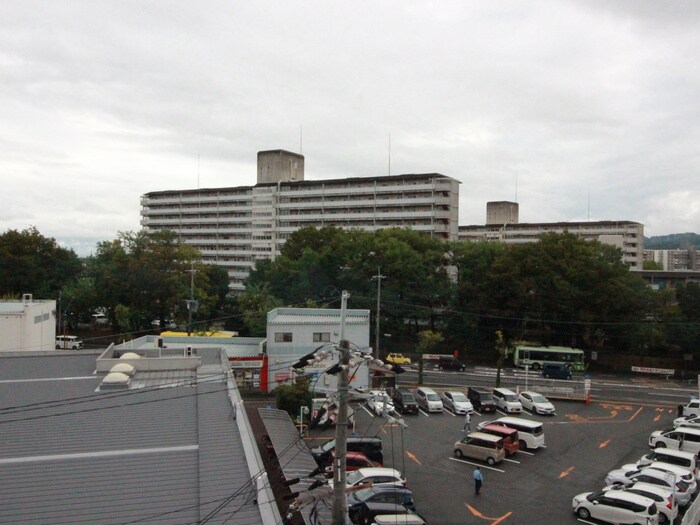 物件内観写真21　(室内からの展望)