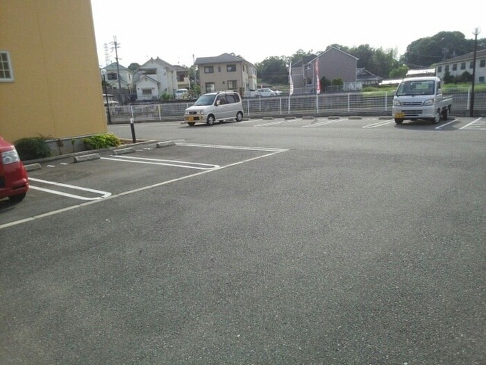 物件外観写真6　(周辺環境)