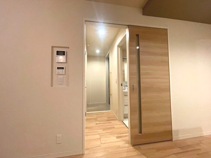 物件内観写真17　(廊下)