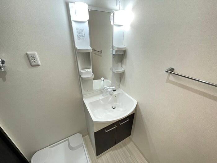 物件内観写真10　(洗面)