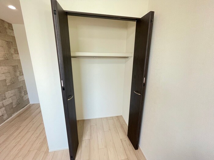 物件内観写真13　(収納)