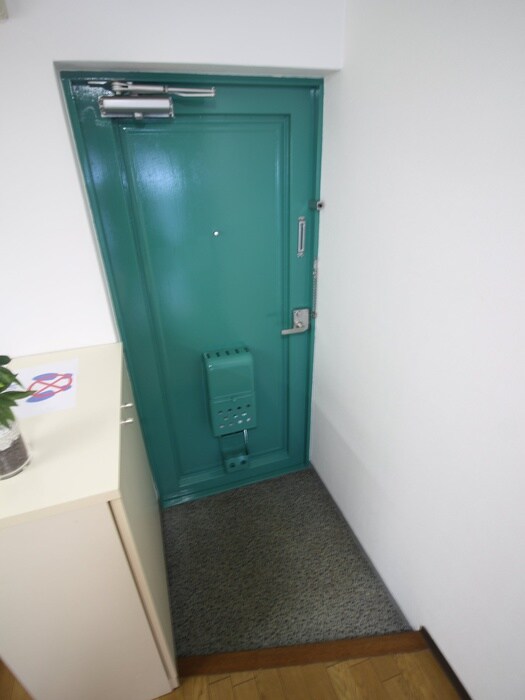 物件内観写真15　(玄関)