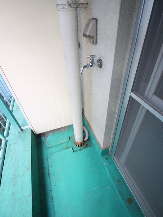 物件内観写真18　(洗濯機置場)