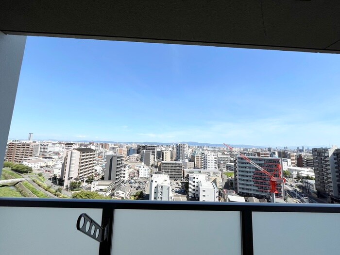 物件内観写真18　(室内からの展望)