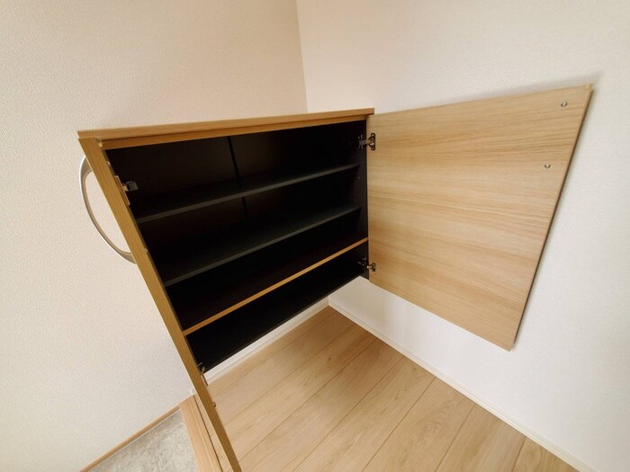 物件内観写真20　(靴箱)