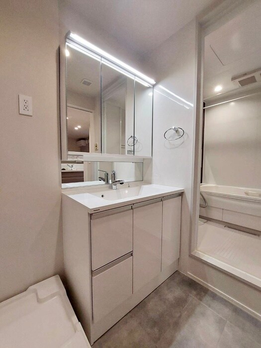 物件内観写真12　(洗面)