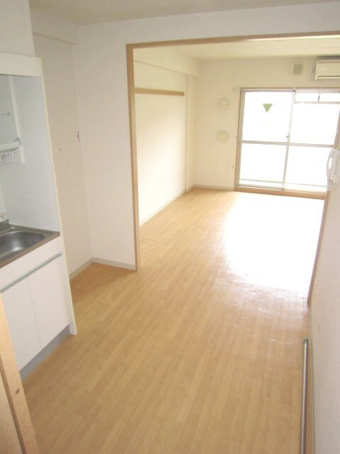 物件内観写真6　(居室)