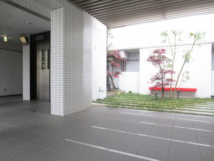 物件外観写真4　(駐車場)