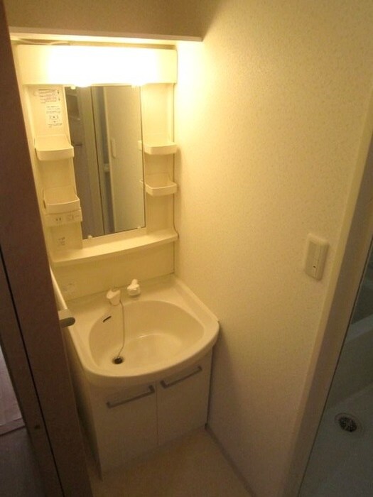 物件内観写真11　(洗面)