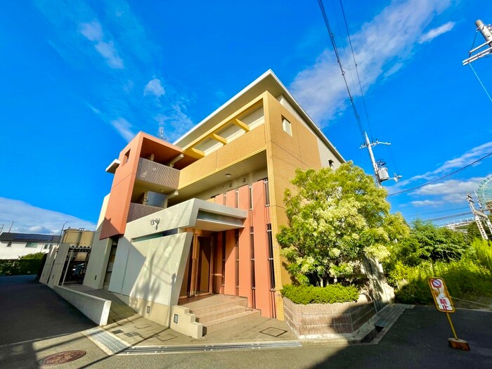 物件外観写真1　(外観写真)