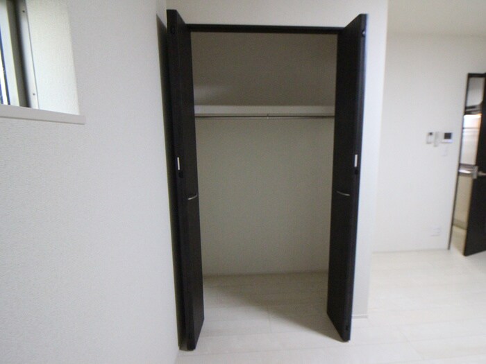 物件内観写真15　(収納)