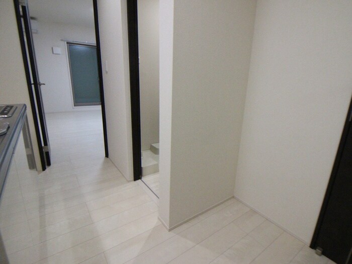 物件内観写真19　(廊下)