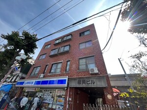 龍美ビル外観写真