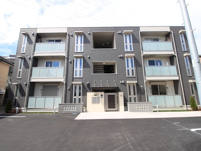 物件外観写真2　(外観写真)