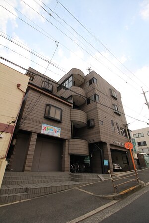 ヴィラ桃山台外観写真