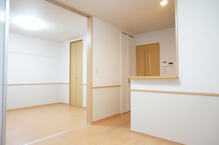 物件内観写真6　(居室)