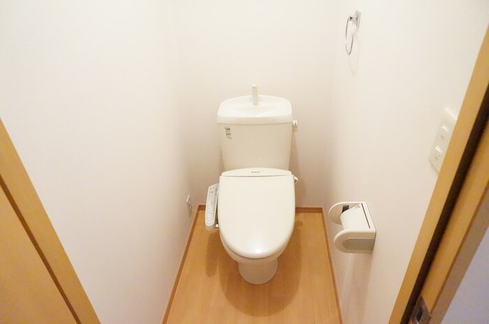 物件内観写真15　(トイレ)