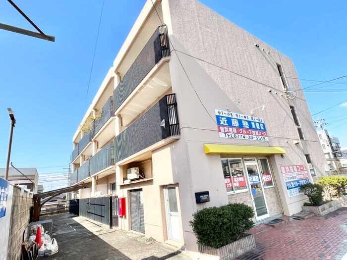 物件外観写真2　(外観写真)