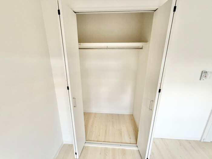 物件内観写真12　(収納)