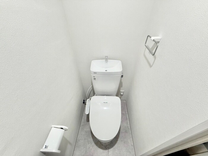 物件内観写真14　(トイレ)