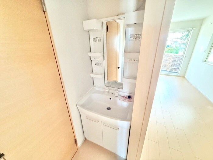 物件内観写真14　(洗面)