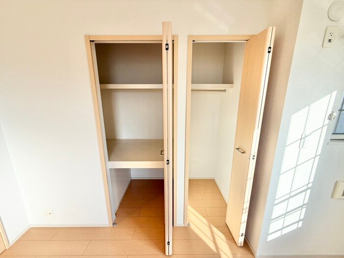 物件内観写真16　(収納)