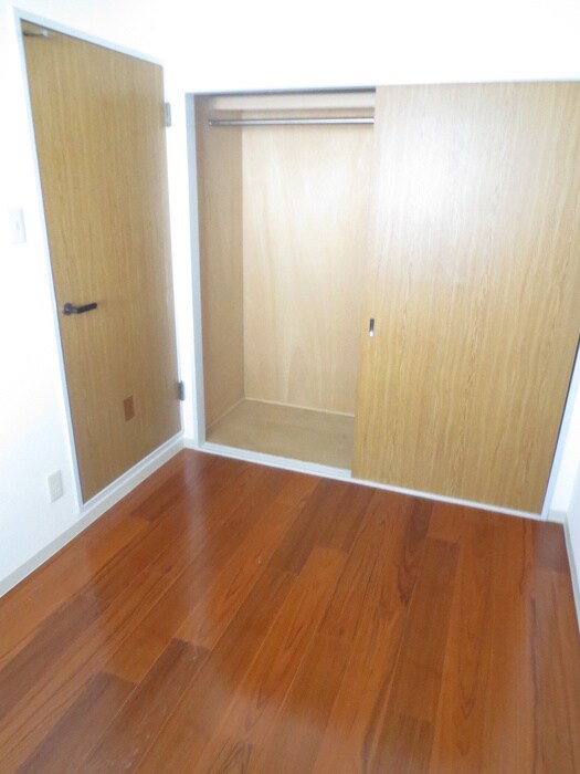 物件内観写真11　(収納)