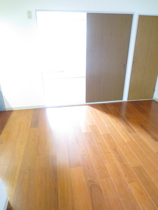 物件内観写真12　(居室)