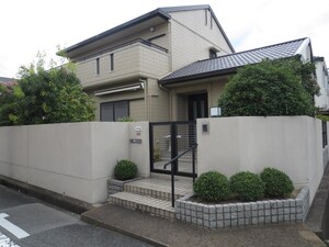 松原町貸家外観写真