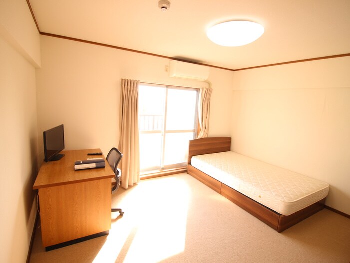 物件内観写真7　(居室)