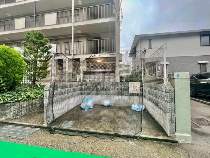 物件外観写真5　(周辺環境)