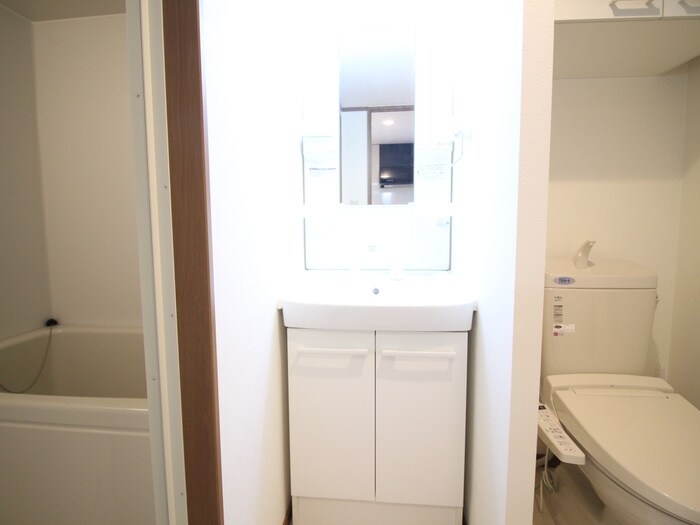 物件内観写真11　(洗面)