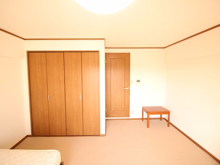 物件内観写真18　(居室)